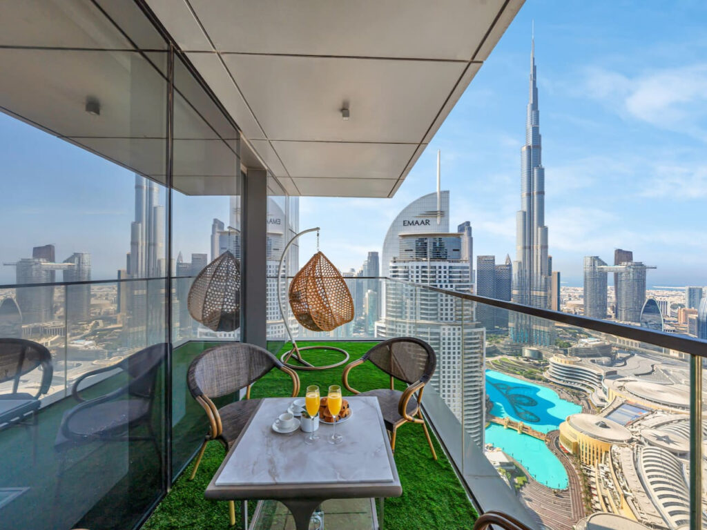 Kensington – Lux 4BR Burj View & Dubai Mall Link
