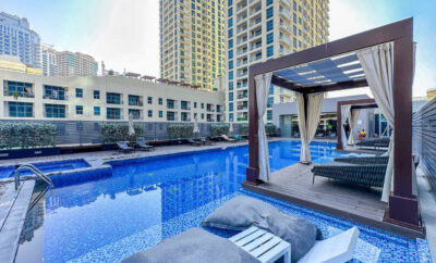 Sky-High Marina Chic: Sea Views & Designer Pool