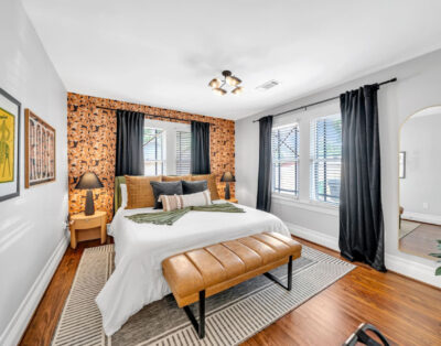 Honky Tonk Hideaway | Firepit + 2 King Beds