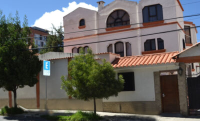 SUITE Calacoto: Wi-Fi, Parking, Prime Location