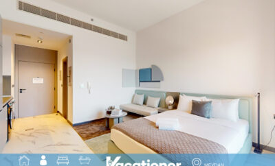 Bright Studio | Skyline Views | 12 Min to Downtown