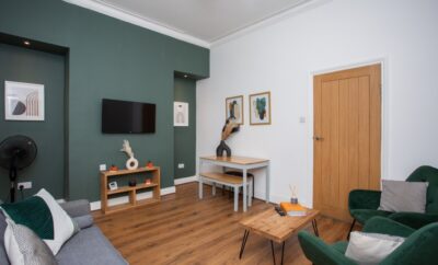 High Barnes Haven: 3BR Retreat