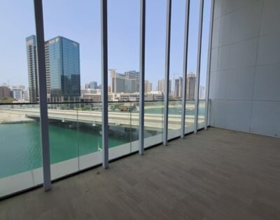 Duplex 3BR | Large Balcony | Canal view | Maryah