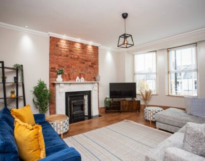 Vacant Nests – The Ocean Retreat