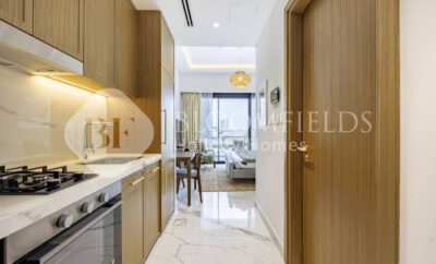 Bloomfields Supreme Stu In Azizi Riviera