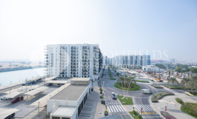 502-Bloomfields Unique 1BR @ Water’s Edge2