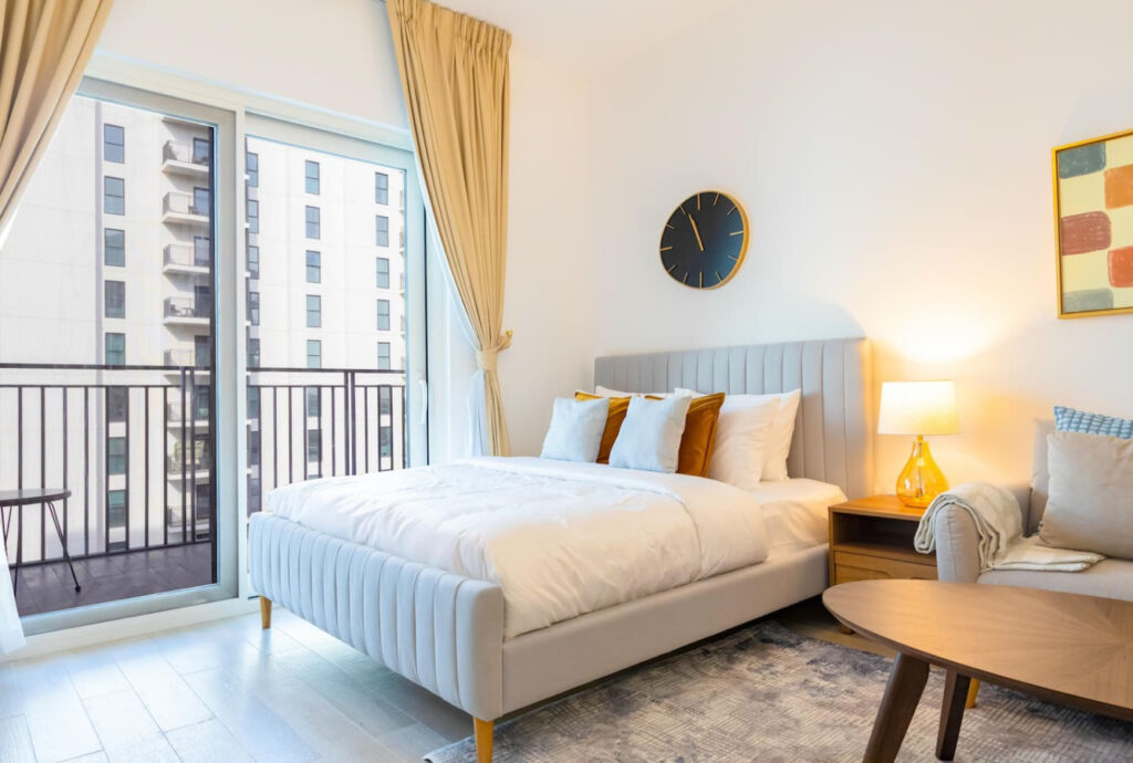 Sophisticated STU in Water’s Edge Yas