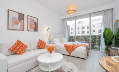 Bright & Modern Studio | JVC