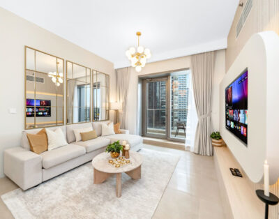 Kensington Luxury 3BR Marina Views!