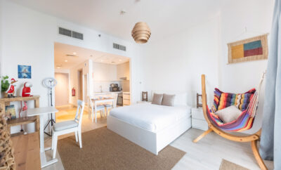 Bloomfields Vibrant STU Canal View Waters Edge