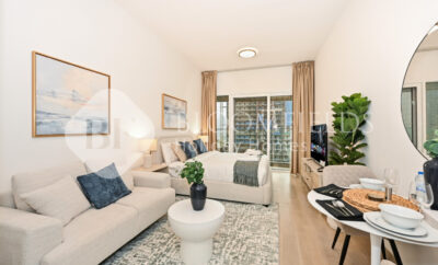 908-Stunning STU in Bloom Tower JVC